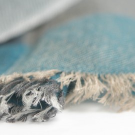 Checkered cashmere stole in blue, toffee, beige and grey