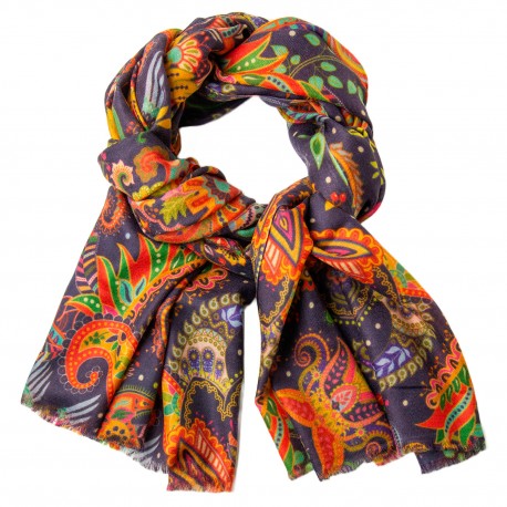 Cashmere shawl with colorful paisley print Cashmere shawl with colorful paisley print