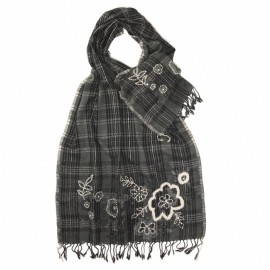 Grey wool scarf with embroidered flowers