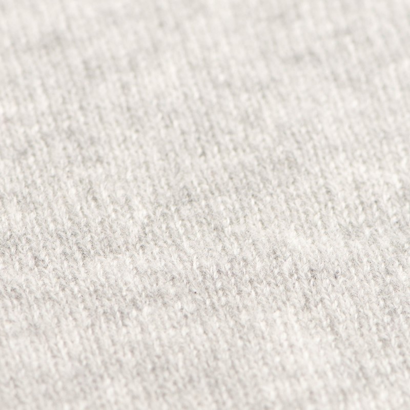 Stylish grey neck warmer knitted in pure cashmere